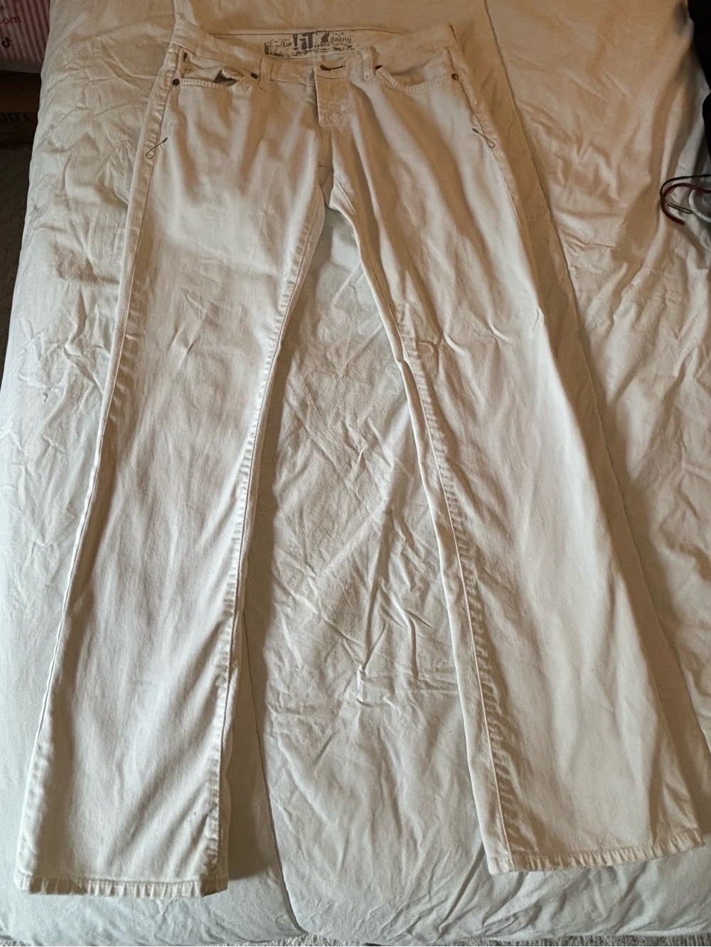 !It Vintage Los Angeles white Straight-Leg Jeans - Picture 15 of 16